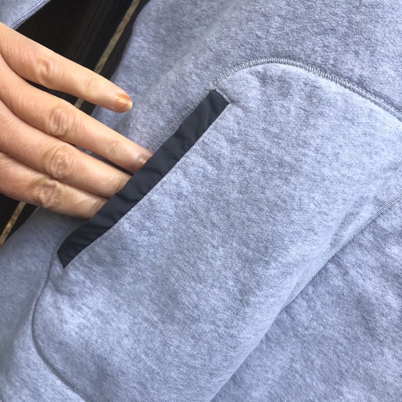 Lululemon Avenue Pullover Gray Size 4 / S - Picture 3 of 14